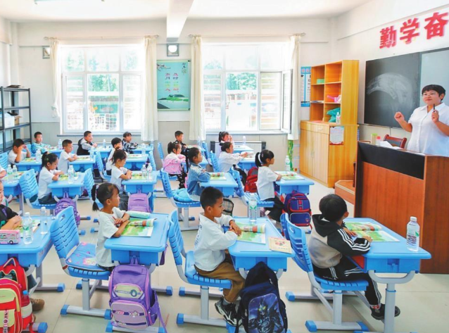 让教育公正从美好的抱负一步步成为一切